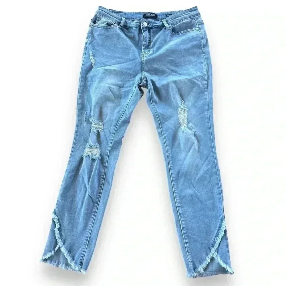 Judy Blue women's Light Blue High Waist Tulip Jeans size 15/32
